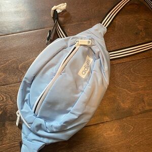 Adidas Fannypack NWOT